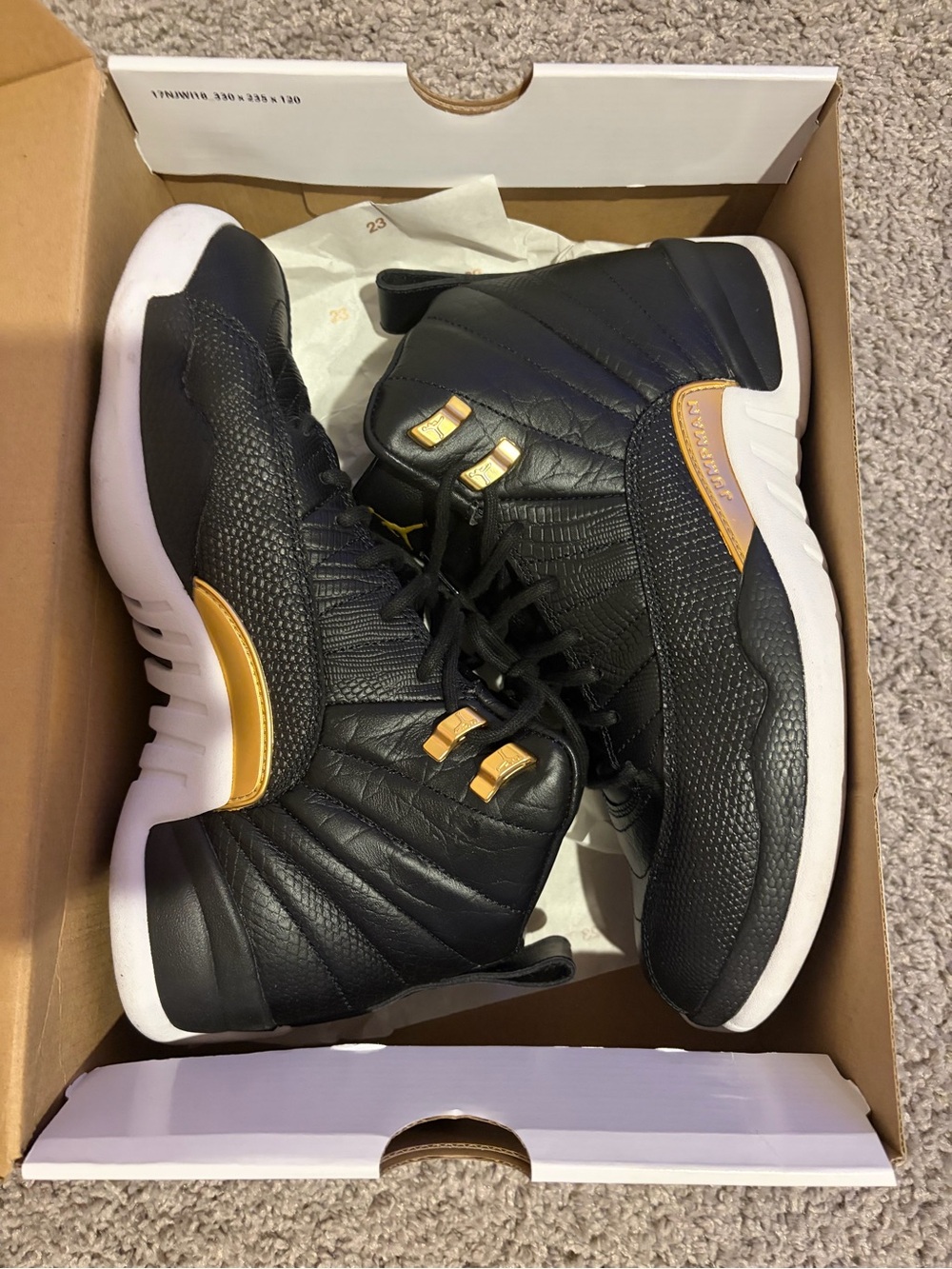 WMNS Air Jordan 12 Retro